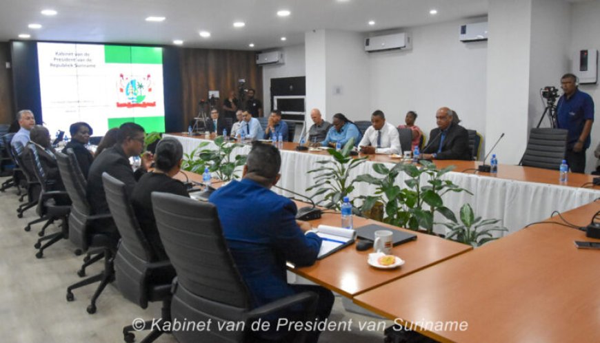 President houdt spoedbijeenkomst met stakeholders luchtvaartsector