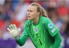 Lionesses-doelman Hampton beschuldigd van leugen over Euro 2025-finale