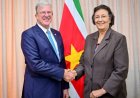 Amerikaanse ambassadeur bezoekt president Simons: focus op versterking samenwerking Suriname-