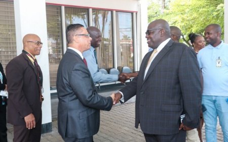 Bij kennismaking met TCT-minister: Gonesh waarschuwt voor verstrekkende gevolgen bij wegvalle