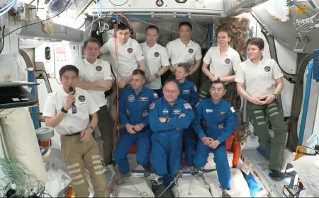 Vierkoppige internationale bemanning arriveert binnen 15 uur op ruimtestation