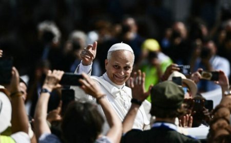 Miljoen gelovigen bij afsluiting van eerste Wereldjongerendagen met paus Leo