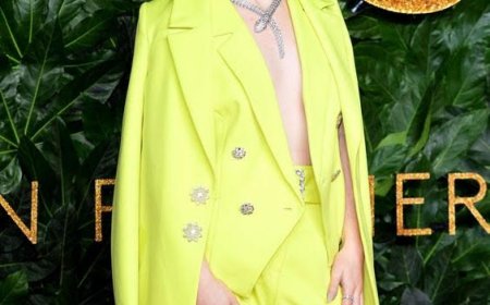 Jess Glynne boos op het Witte Huis om misbruik van lied