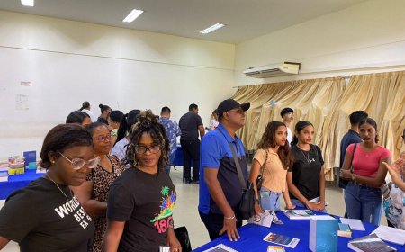 Grote toeloop tijdens open dag AdeKUS