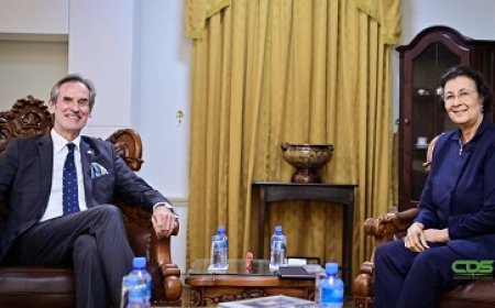 Nederlandse ambassadeur maakt kennis met president Simons