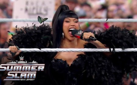 Cardi B opent ‘WWE SummerSlam 2025’ en previewt nieuw nummer