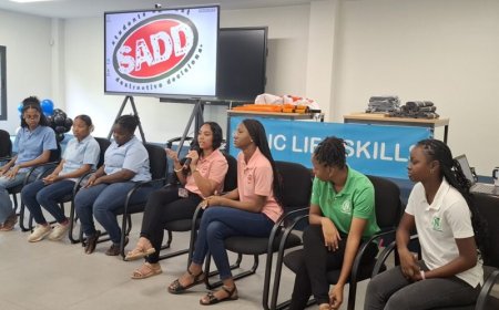 Leerlingen wisselen van gedachten over ingrijpende onderwerpen