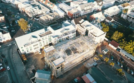 UNESCO SPREEKT HARDE TAAL