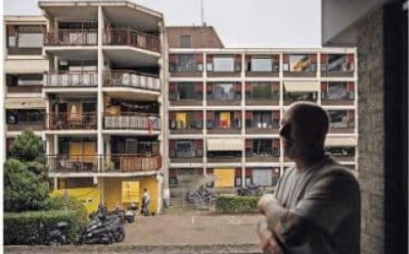 Een Klein Europees Land Met een Grote Explosievenprobleem