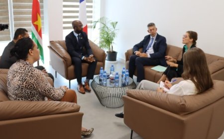 Suriname en Frankrijk bespreken medische samenwerking en milieukwesties