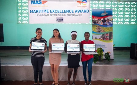 MAS huldigt bestgeslaagden Marowijne