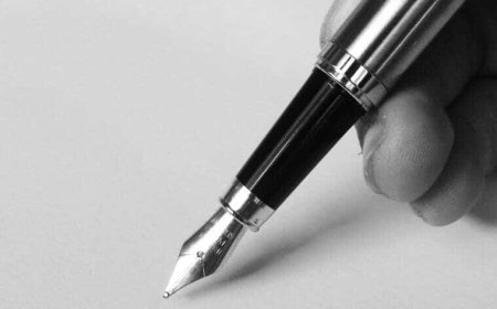 COLUMN – Koppensnellen of koppen laten rollen: De beul met het hakmes