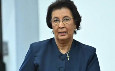 Simons: ‘27 voertuigen teruggehaald bij oud-president Santokhi’