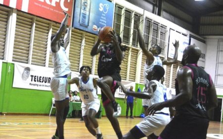 Koi Carper-coach Belgrave: ‘Ons rest niet anders dan donderdag naar de finale te gaan’