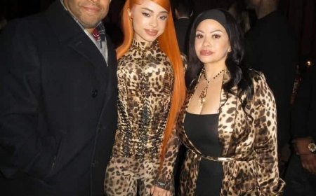 Ice Spice’s ‘mom’ steelt de show met nieuwe virale selfie