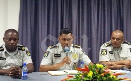 Ontheffing korpschef was zonder advies pg