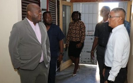 Ruimtes afdeling Dossiervorming Nationaal Archief gesloten na werkbezoek minister Bee