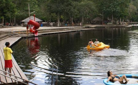 Ouders uiten zorgen over vakantie-uitgaven: “Lening op lening, maar de kinderen verdienen vre