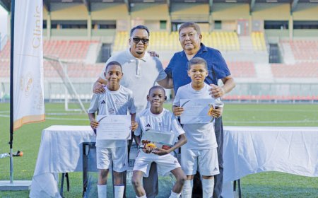 Swister zet eerste stappen in Suriname met steun aan Real Madrid Clinics