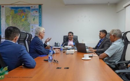 Minister Noersalim ontvangt Re:wild-delegatie: focus op natuur en ontwikkeling