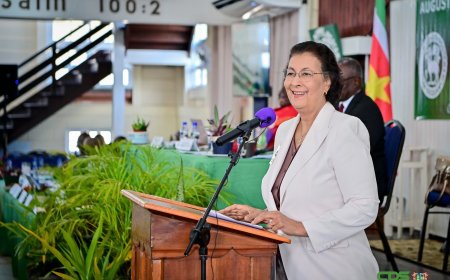 President Simons spreekt 20ste Synode EBGS toe