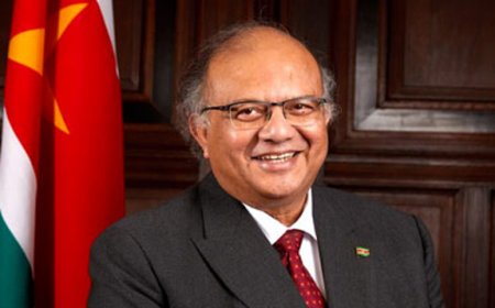 Regering roept ambassadeur Khargi terug