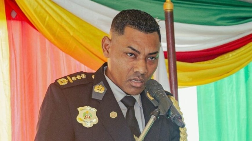 Korpschef ontboden door minister Monorath