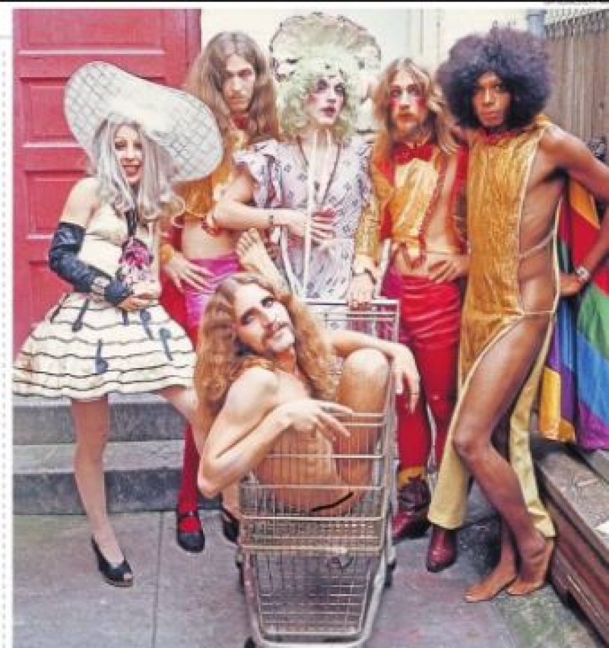 De hippies die Bowie inspireerden.