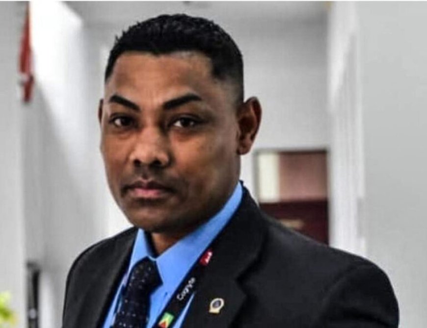 Korpschef Isaacs per direct ontheven uit functie