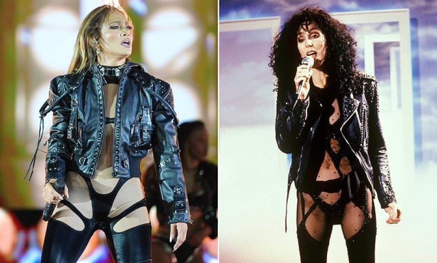 Jennifer Lopez eert Cher in gewaagde outfit tijdens show in Istanbul.