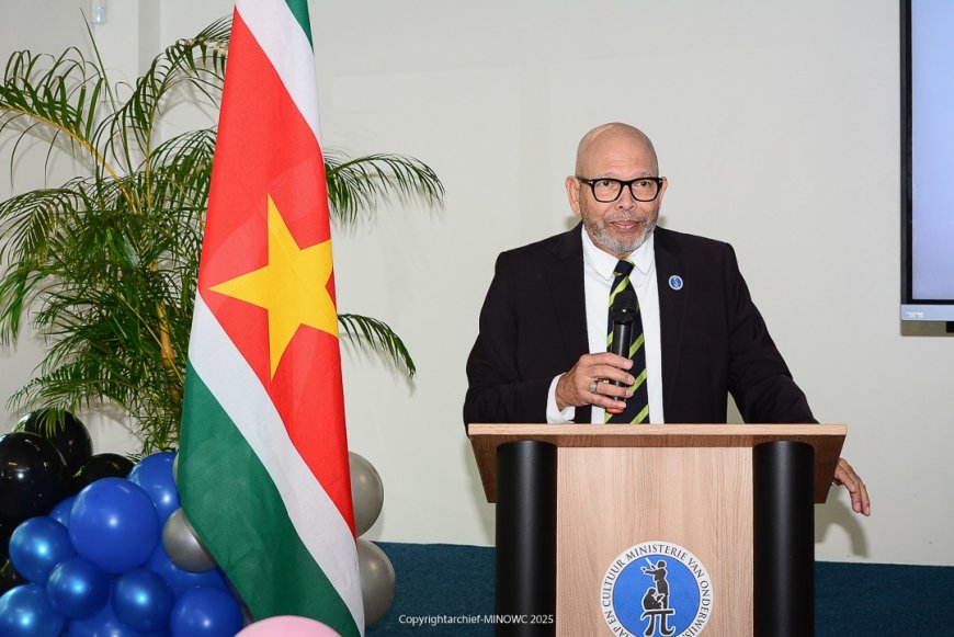 Onderwijs-minister verruimt norm op basis van ‘signalen’