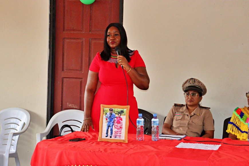 Minister Huur aanwezig bij viering 50 jaar Cabenda Dorp