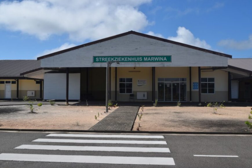 Minister Misiekaba: Volledig functioneren Streekziekenhuis Marwina topprioriteit