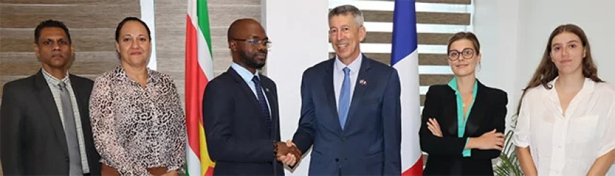 Suriname en Frankrijk verdiepen samenwerking gezondheidszorg