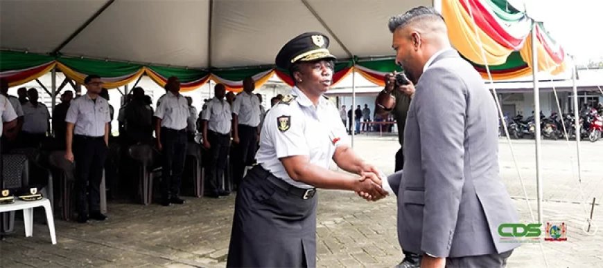 Monorath belooft verbeteringen voor KPA na werkbezoek Santo Boma