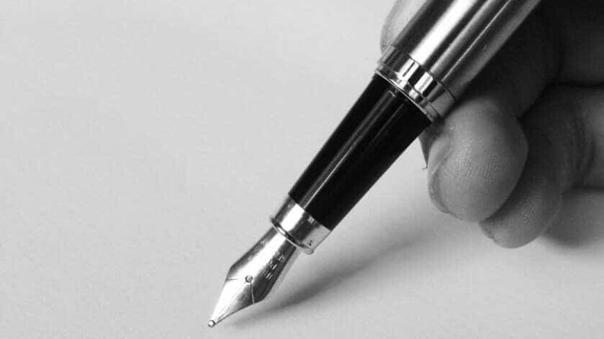 COLUMN – Koppensnellen of koppen laten rollen: De beul met het hakmes