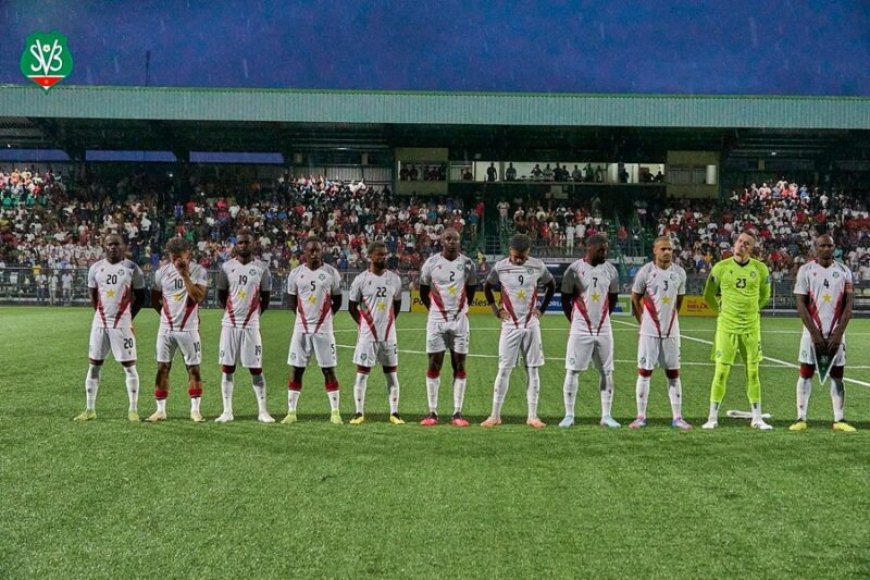 Menzo neemt 28 spelers op in voorselectie WK-kwalificatie