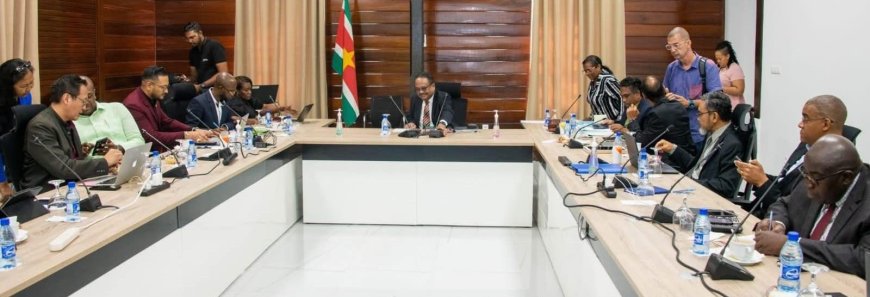 Wekelijkse Raad van Ministers afgelast, begrotingsbehandeling  heeft voorkeur 