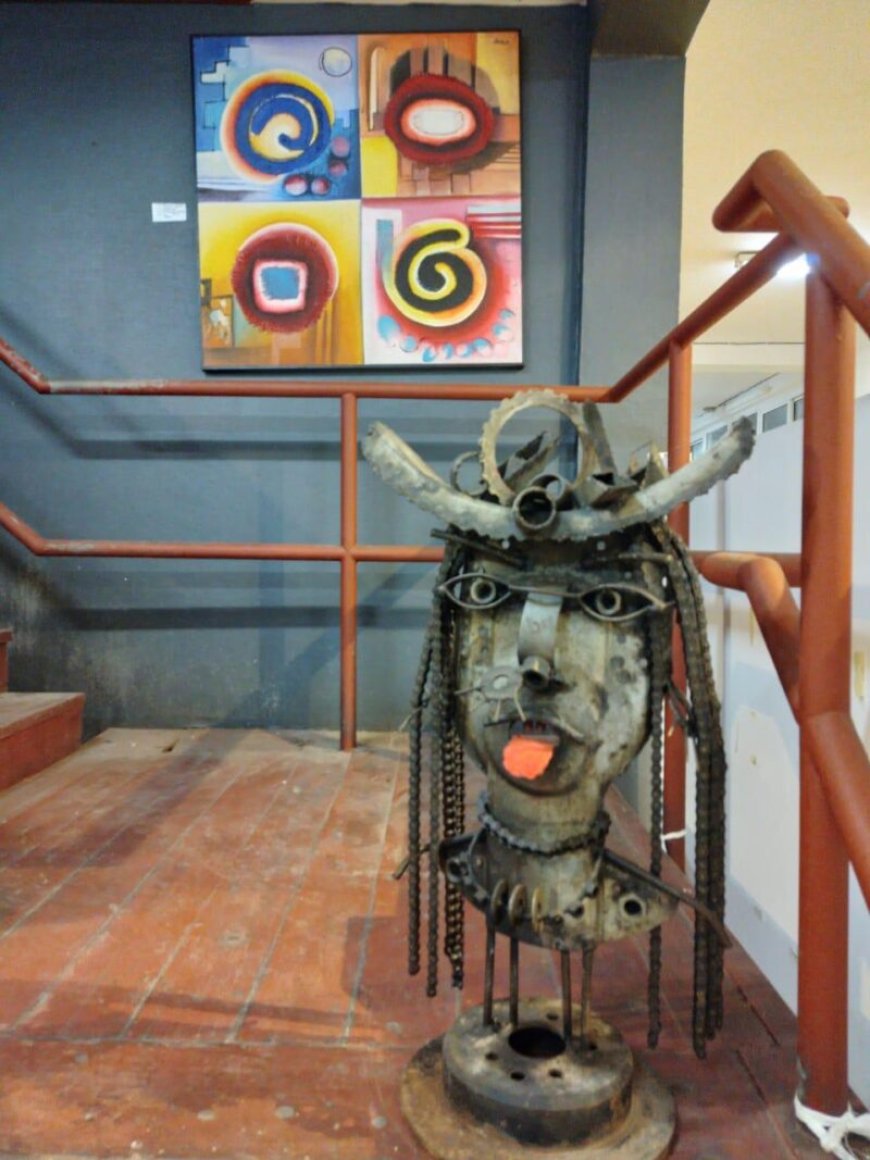 Art gallery Wi Eygi Du betreurt heengaan George Ramjiawansingh