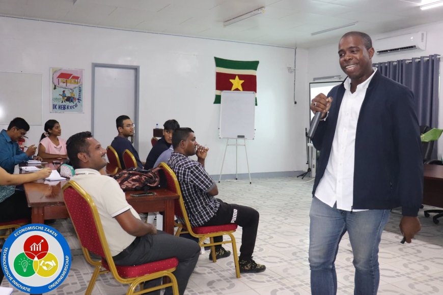 Ministerie van EZ houdt geslaagde ondernemerschap training in Nickerie