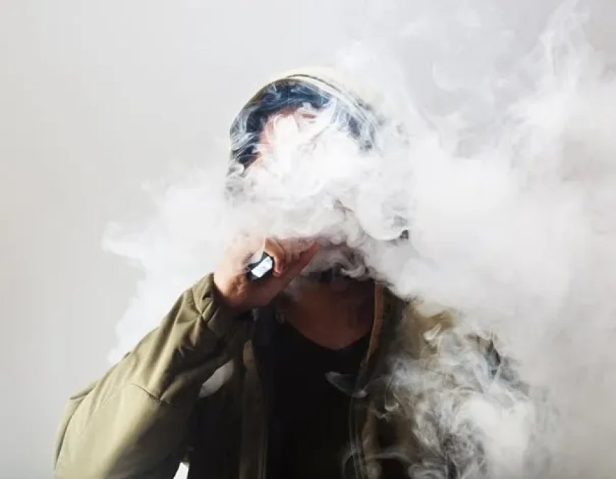 Tieners die vapen lopen gevaar: lood en uranium in het lichaam