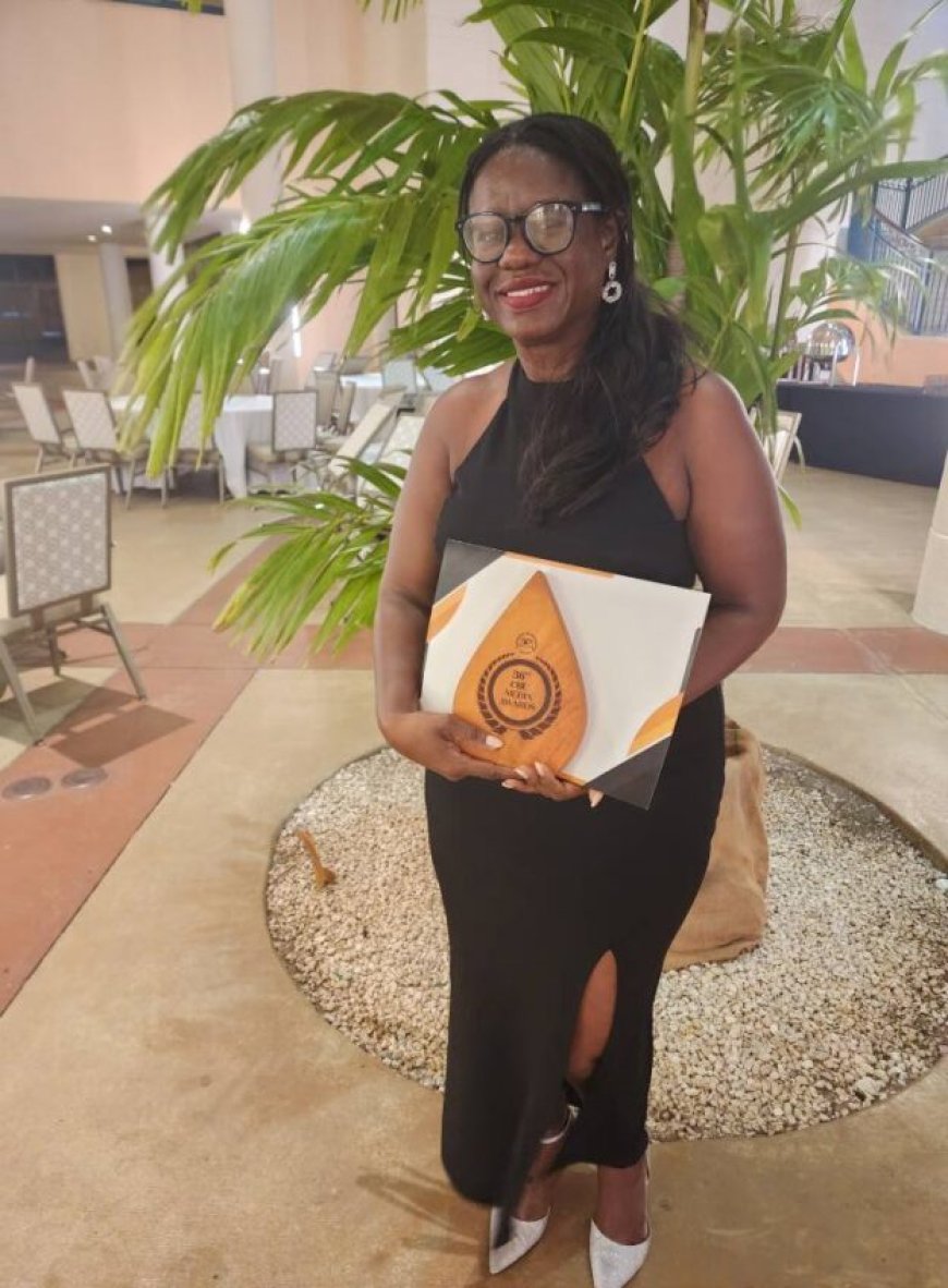 Journalist Valerie Fris ontvangt award voor verslaggeving rond mensenhandel