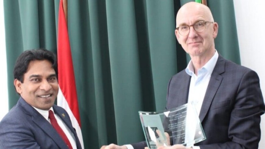 Hof van Justitie: dankplakkaten geen beloning maar erkenning voor bijdrage rechtsstaat