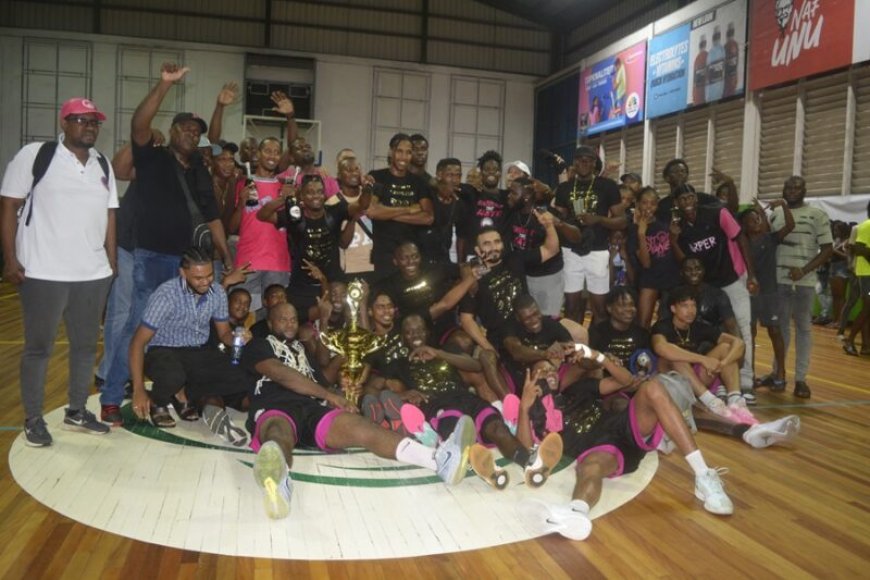 Dagger three-pointer geblesseerde Tolud bezegelt langverwacht kampioenschap Koi Carper