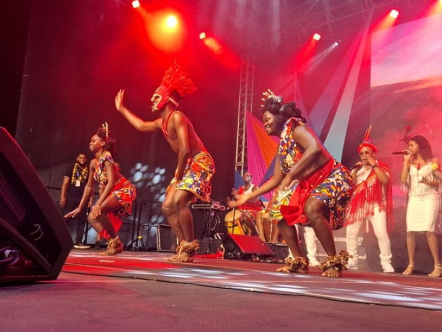 Carifesta XV: Spetterend optreden brengt Suriname in schijnwerpers