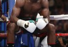Floyd Mayweather wint vijfcijferige weddenschap bij Crawford’s zege tegen Álvarez