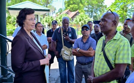 President Simons ontvangt PFAMS-leden met petitie over Wakikiproject