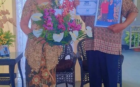 Gouden huwelijk echtpaar Martosoewito-Kartodikromo 