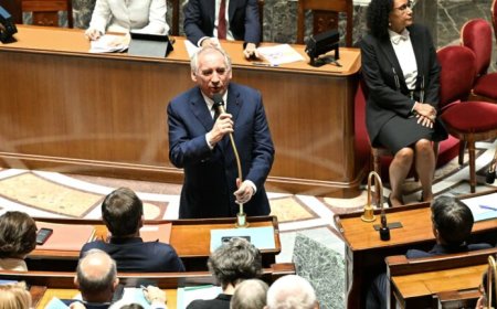 Frankrijk dieper in politieke crisis: vierde premier in twee jaar weg