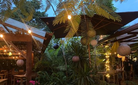 Aan tafel bij… A La John